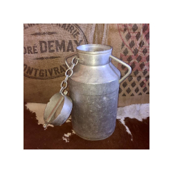 Ancien pot à lait